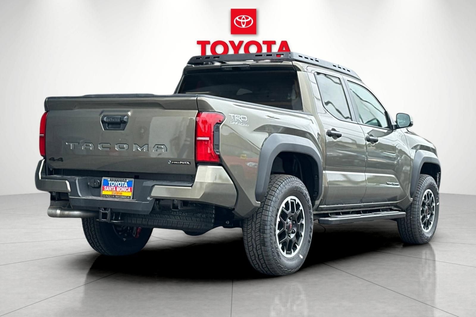 2026 Toyota Tacoma i-FORCE MAX TRD Off-Road photo 2