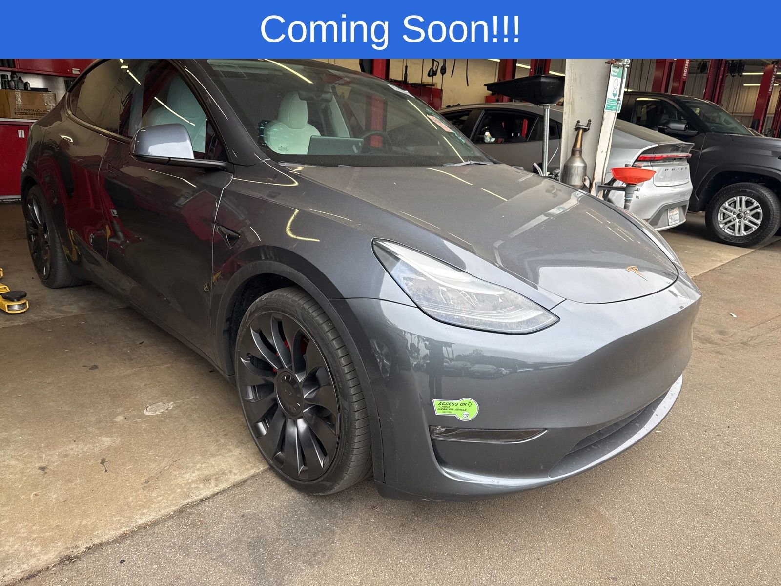2023 Tesla Model Y Performance Dual Motor All-Wheel Drive's photo