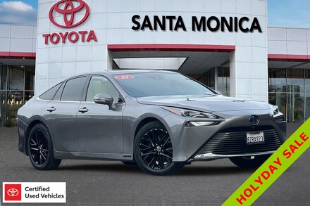 2022 Toyota Mirai XLE Sedan