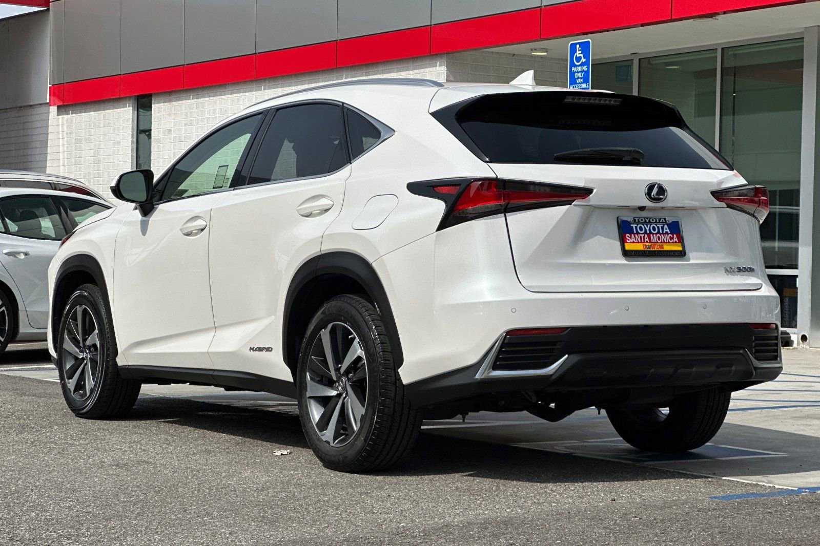 2018 LEXUS NX 300h 300h photo 4