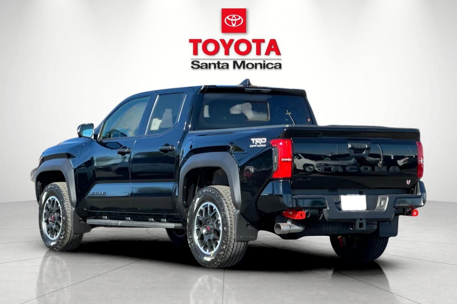 2026 Toyota Tacoma TRD Off-Road photo 4