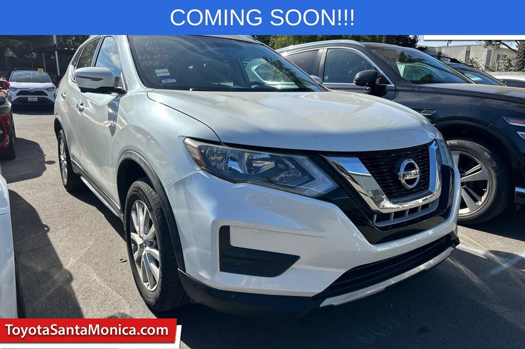 Used 2017 Nissan Rogue SV SUV