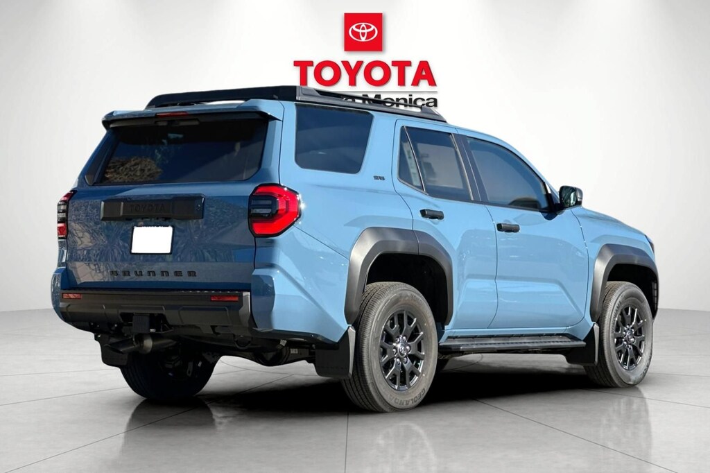New 2026 Toyota 4Runner SR5 4WD SR5