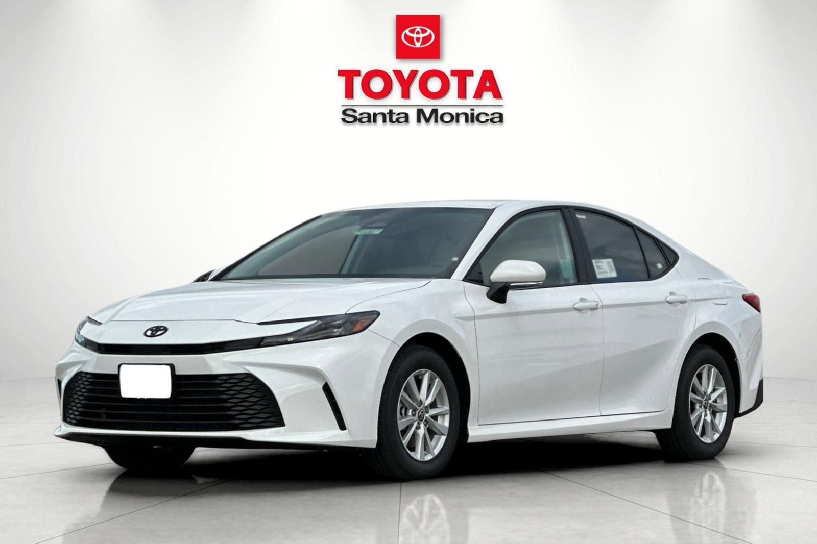 2026 Toyota Camry LE photo 5