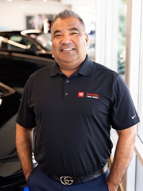 Staff member Michael Ordaz from 97fea7fb1cc5