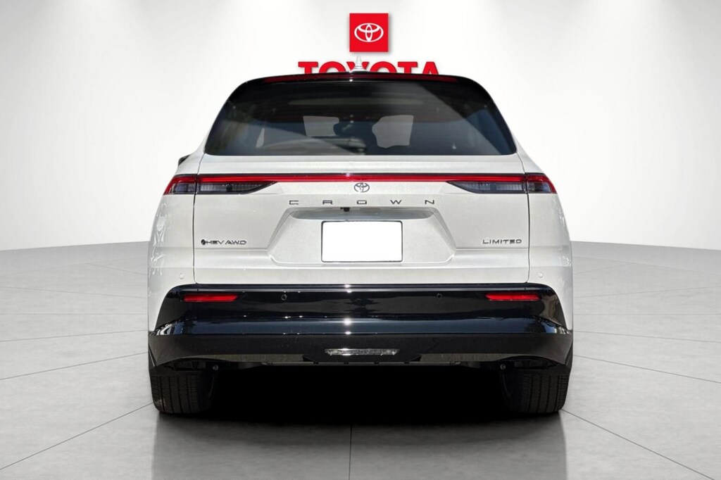 New 2026 Toyota Crown Signia Limited LIMITED