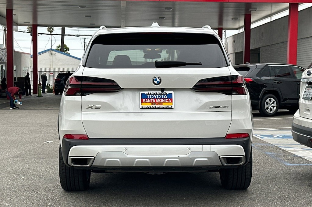 Used 2025 BMW X5 sDrive40i SUV