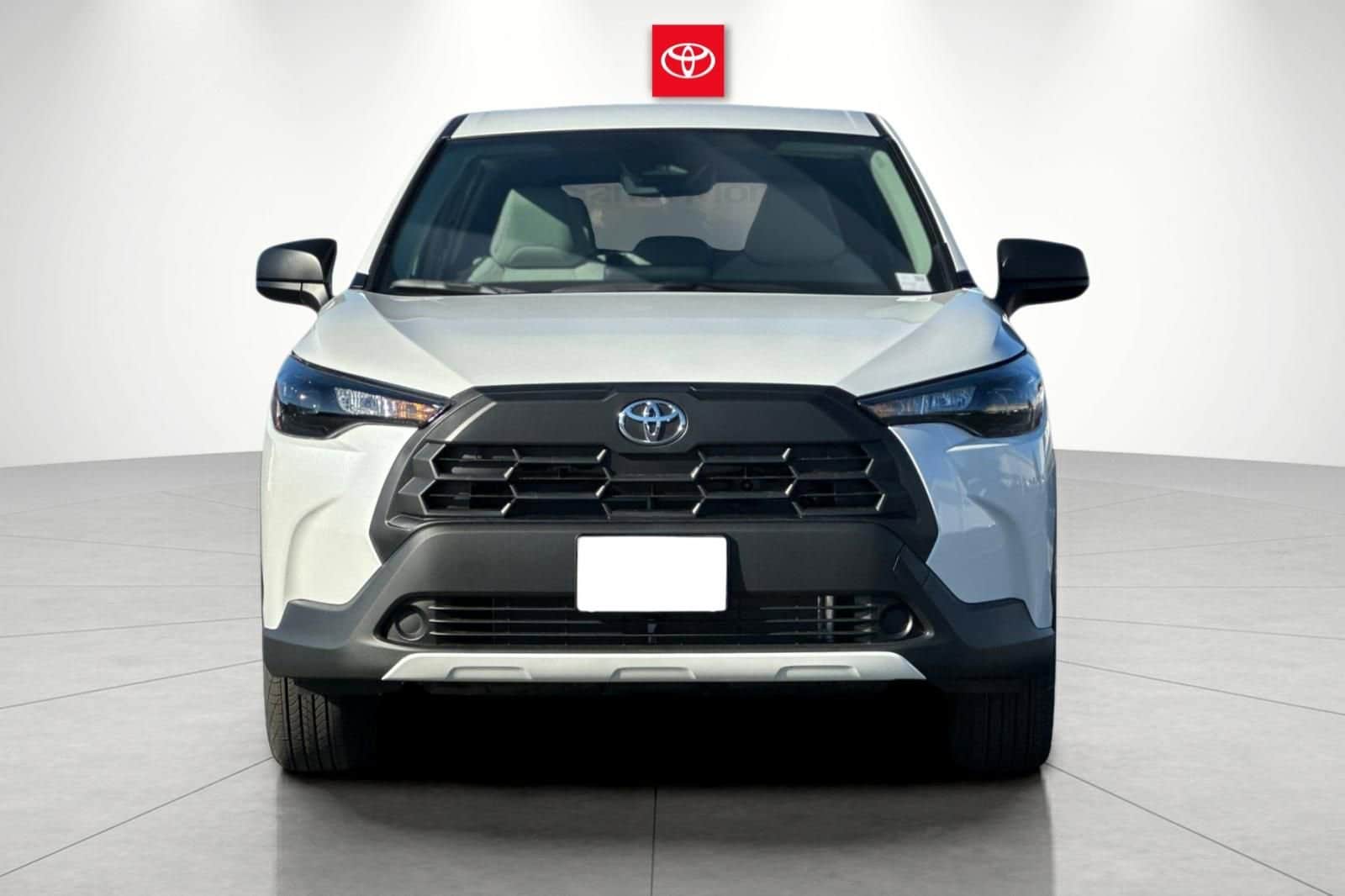 2026 Toyota Corolla Cross L photo 6