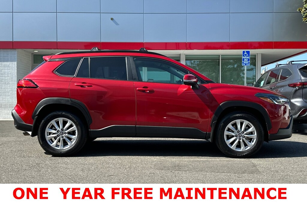Used 2022 Toyota Corolla Cross LE SUV