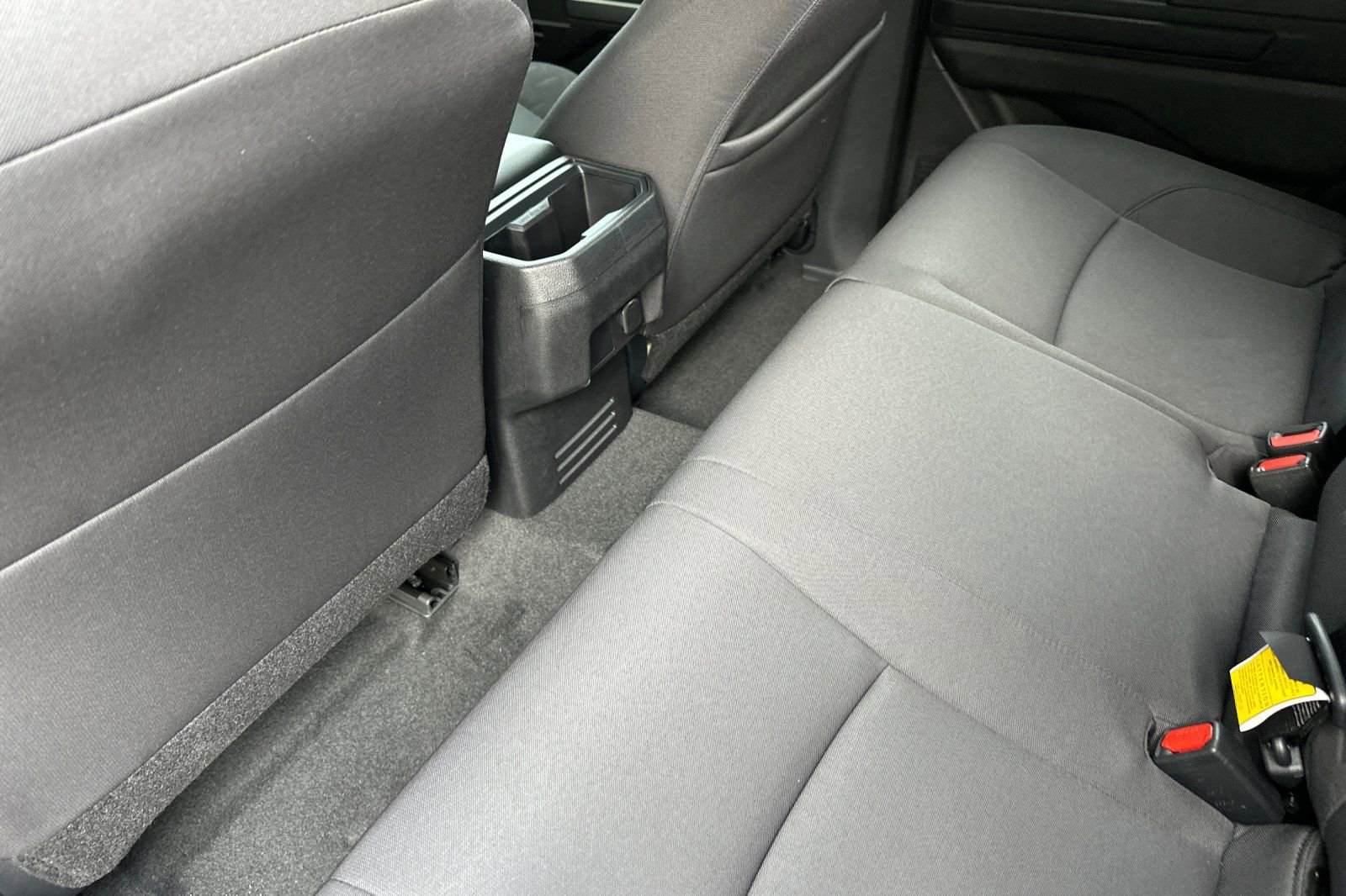 2025 Toyota Tacoma SR5 - Photo 13