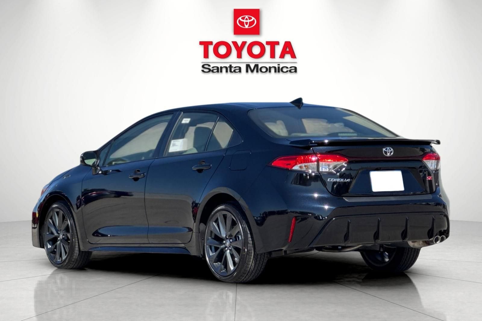 2026 Toyota Corolla SE photo 4