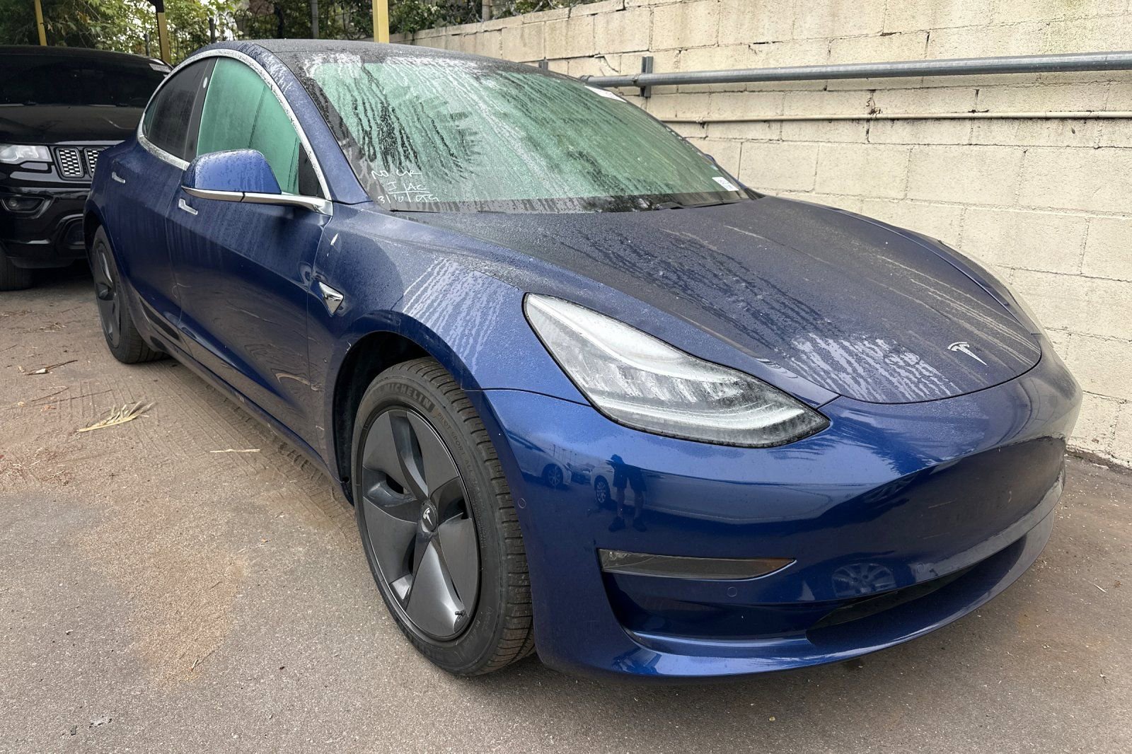 Used 2019 Tesla Model 3 Mid Range with VIN 5YJ3E1EA4KF309304 for sale in Santa Monica, CA