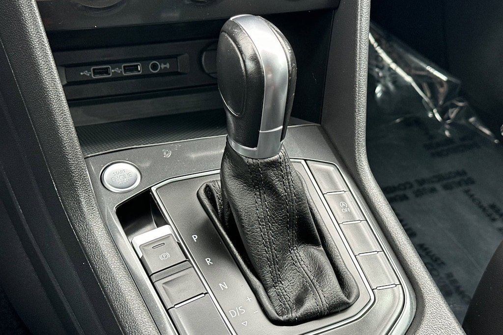 2019 Volkswagen Tiguan SE photo 16