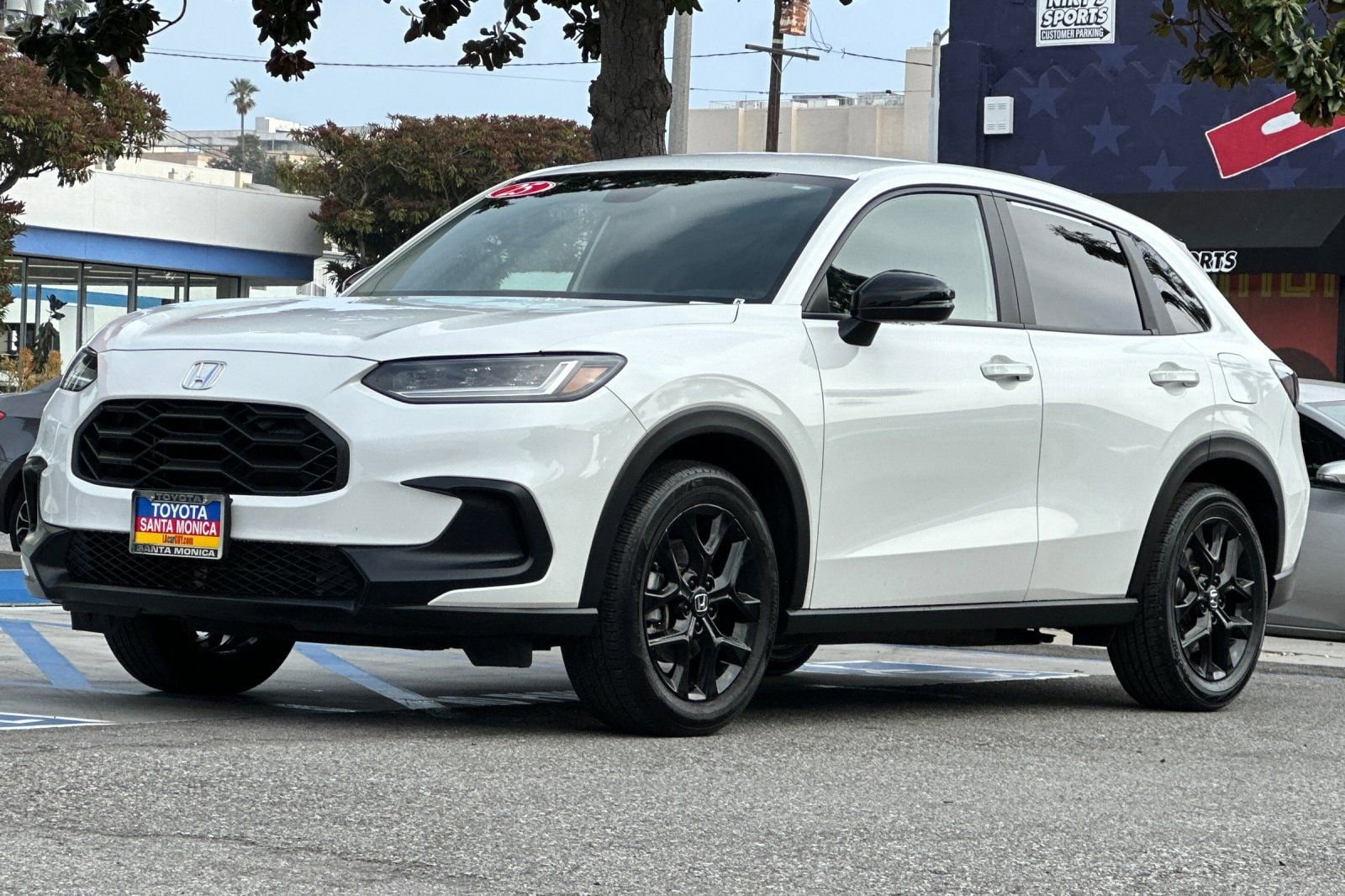 2025 Honda HR-V Sport photo 3