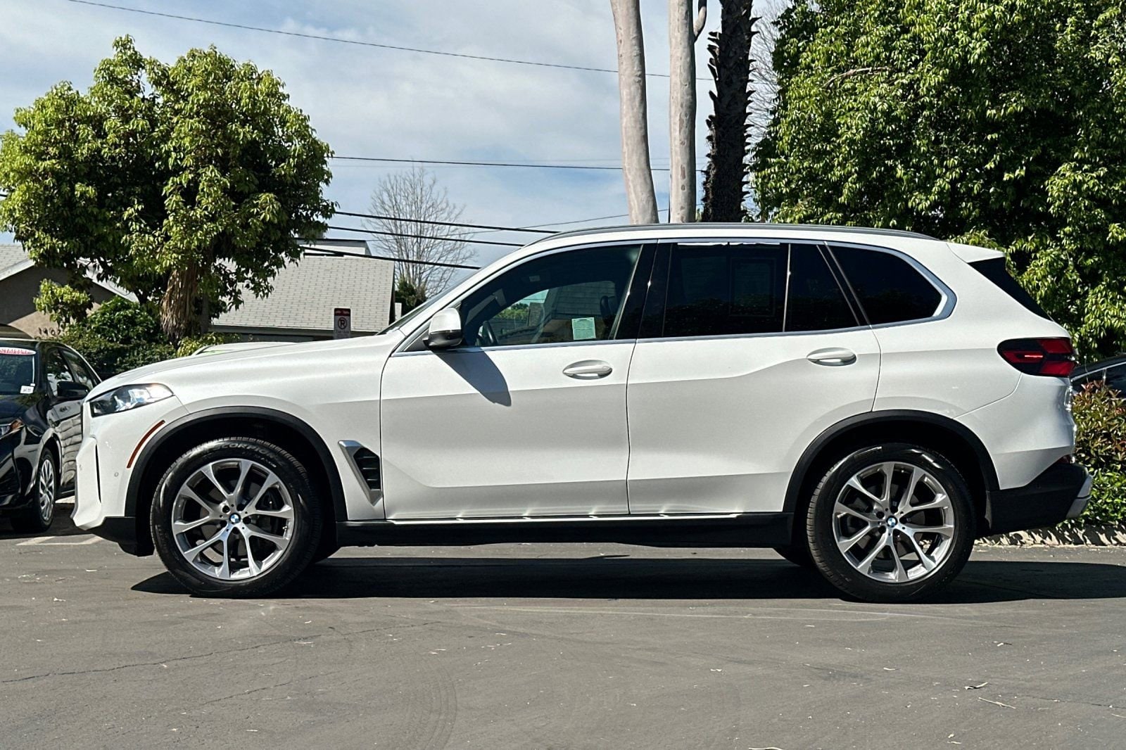 2025 BMW X5 sDrive40i photo 4