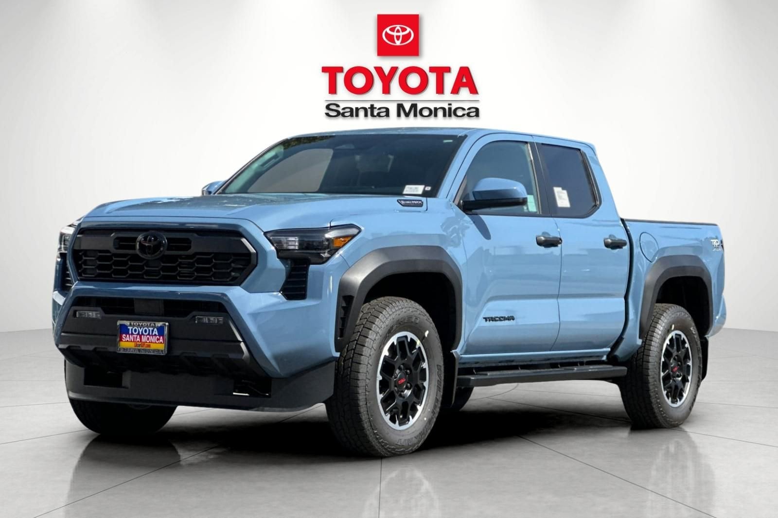2026 Toyota Tacoma i-FORCE MAX TRD Off-Road photo 5