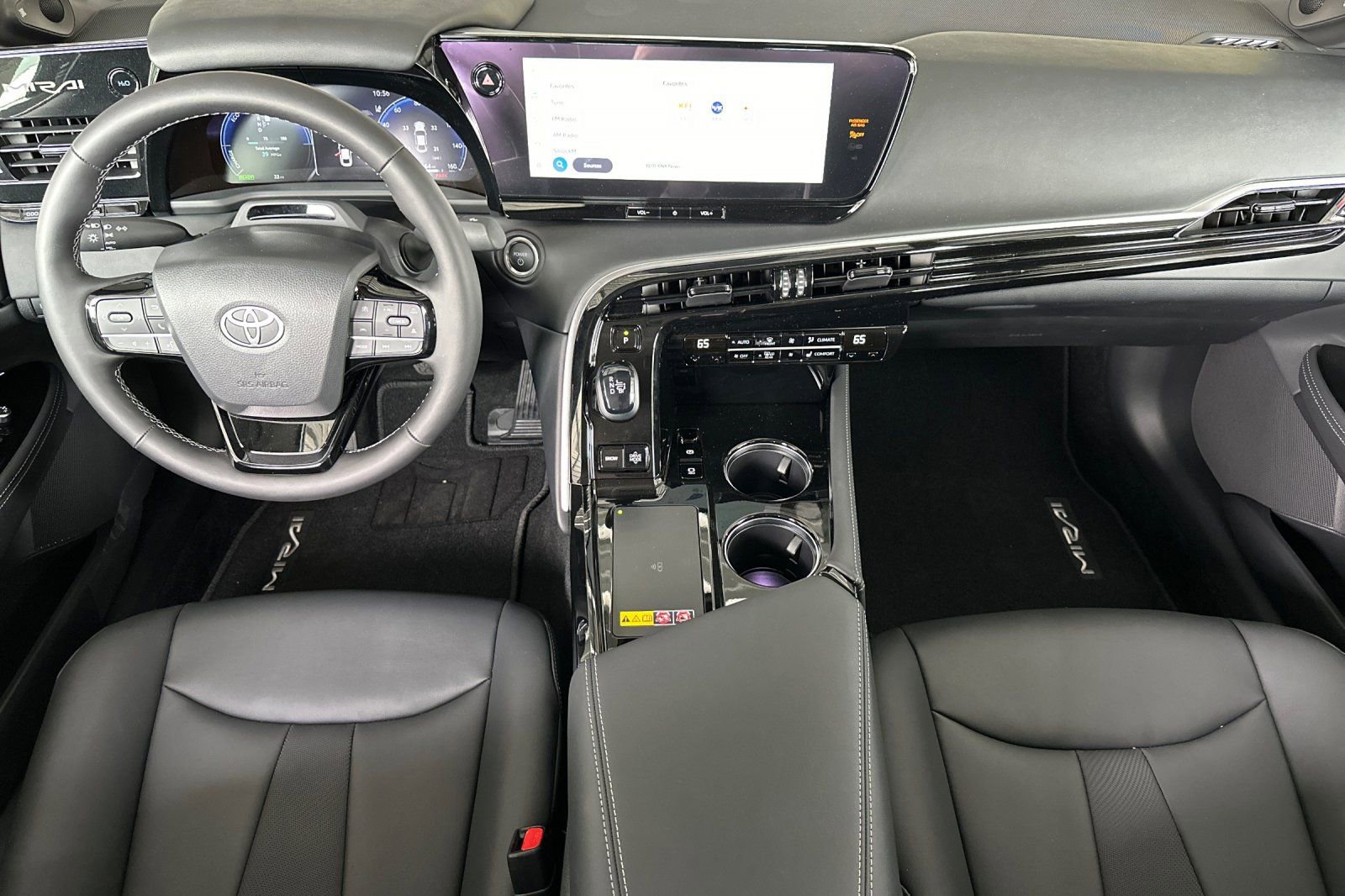 2025 Toyota Mirai XLE - Photo 15