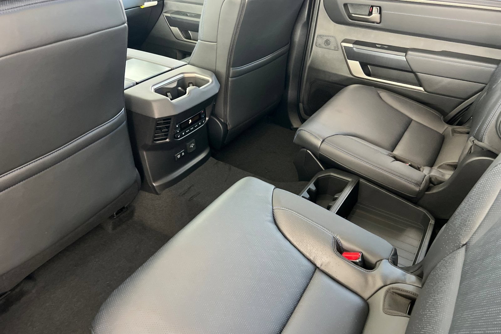 2026 Toyota Sequoia Platinum - Photo 13