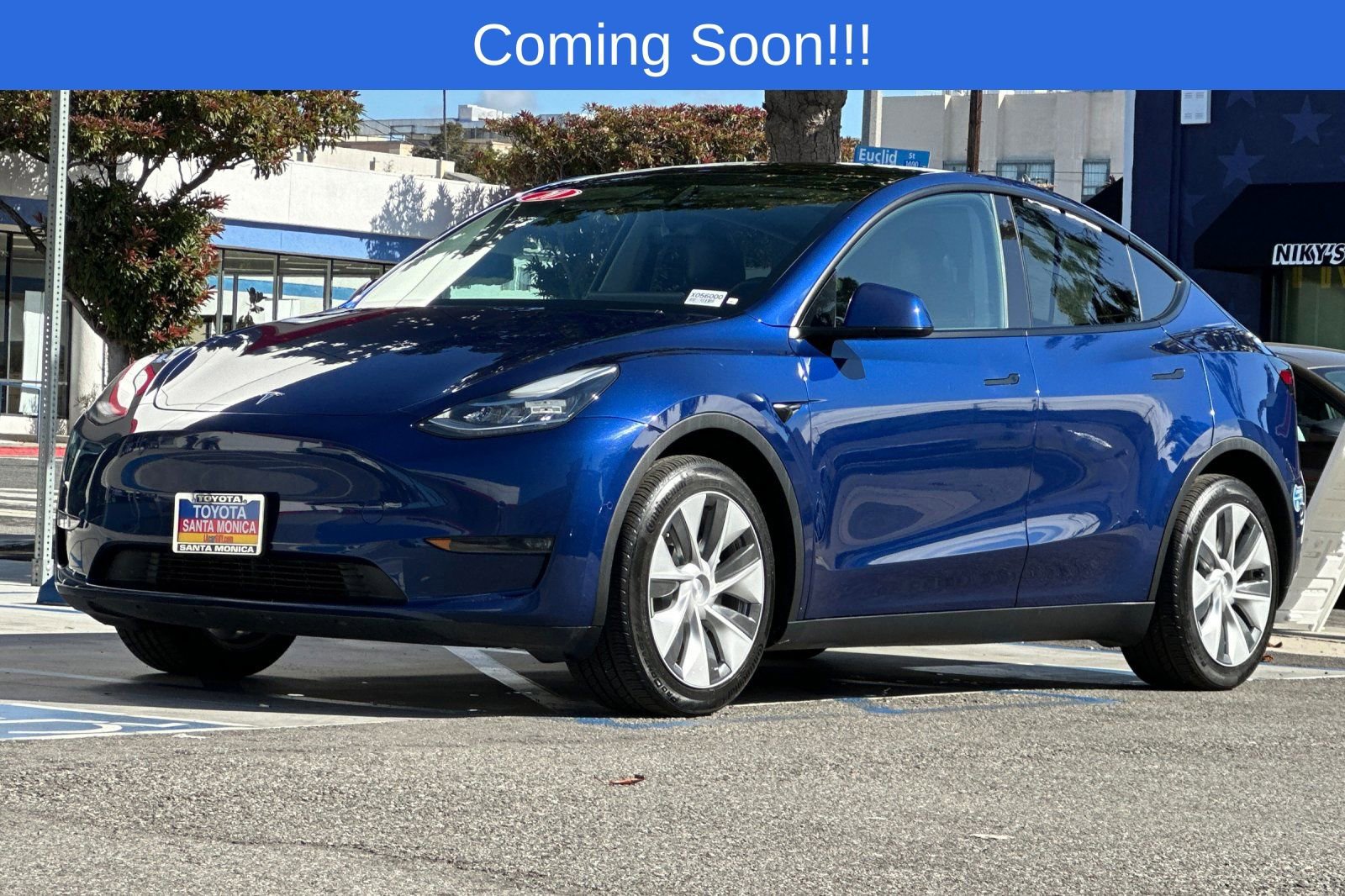 2020 Tesla Model Y Long Range photo 3