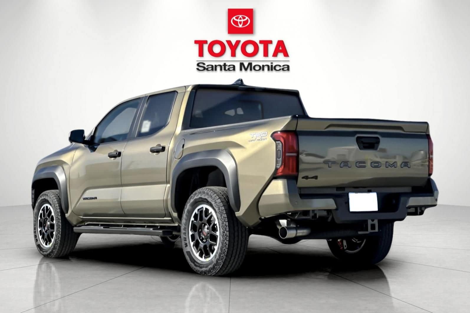2026 Toyota Tacoma TRD Off-Road photo 4