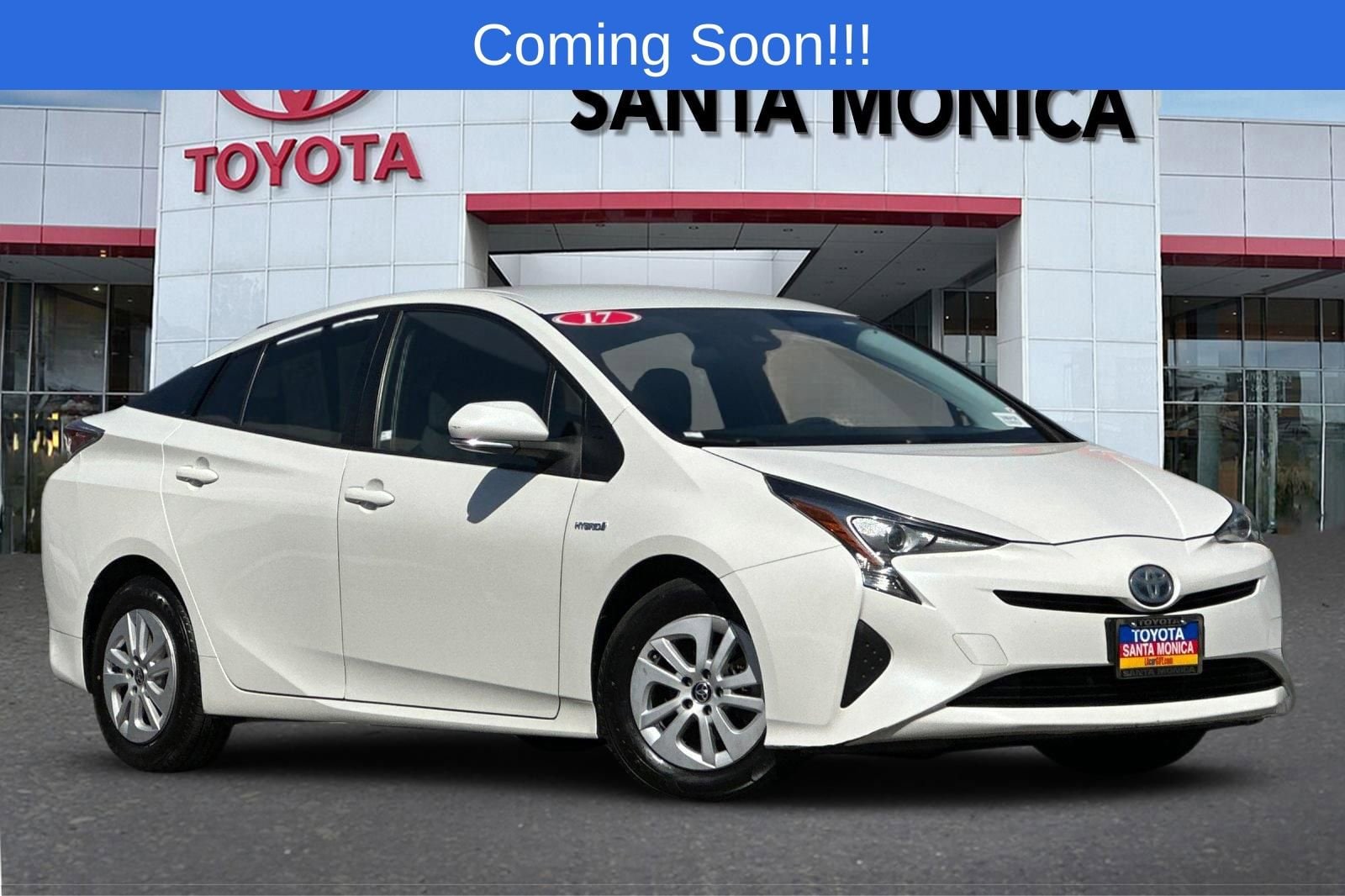 2017 Toyota Prius Two's photo