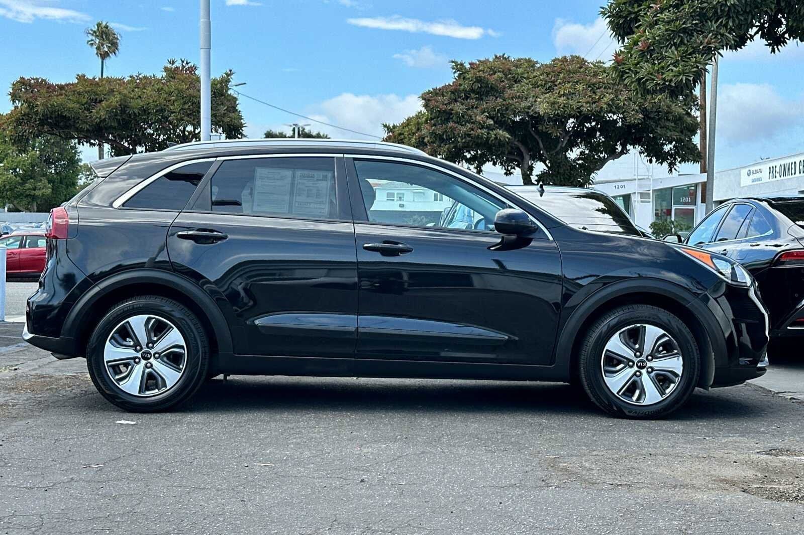 Used 2019 Kia Niro LX with VIN KNDCB3LC7K5300414 for sale in Santa Monica, CA