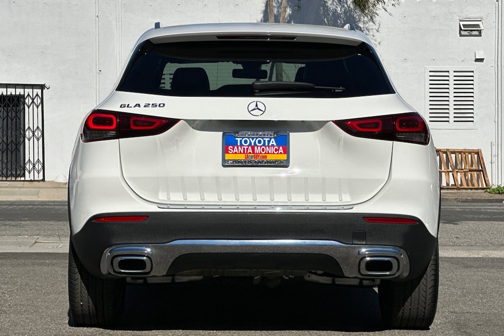 2021 Mercedes Benz GLA 250 photo 4