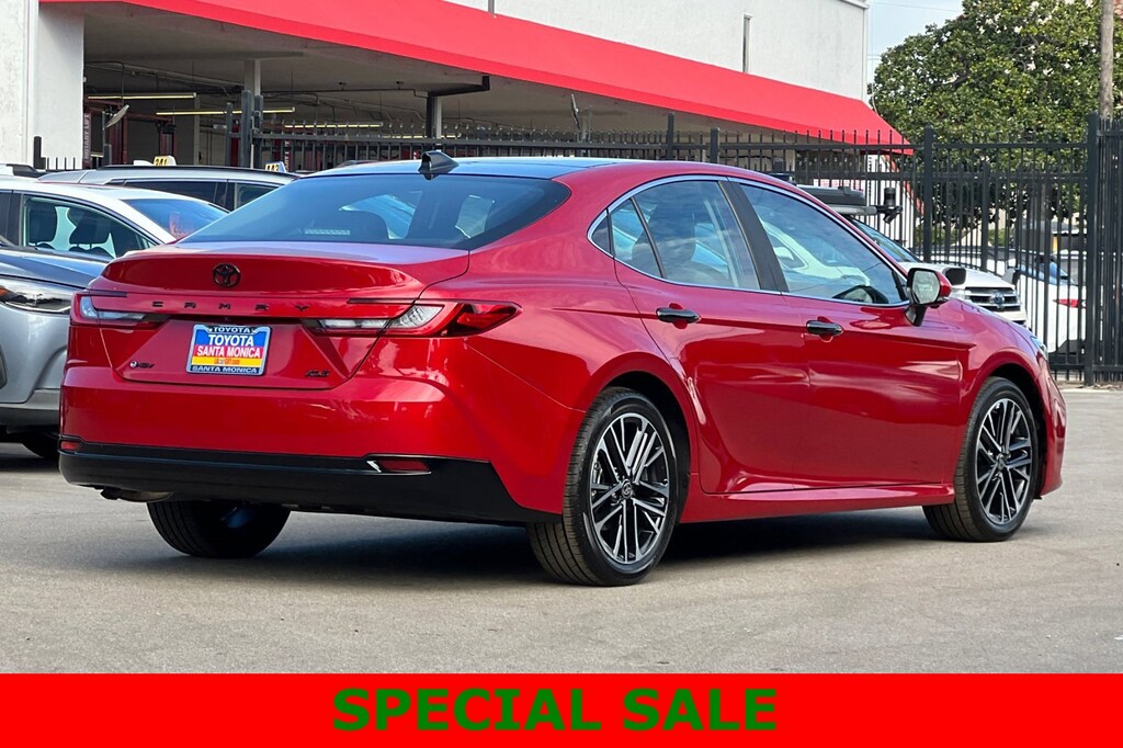 2025 Toyota Camry XLE photo 2