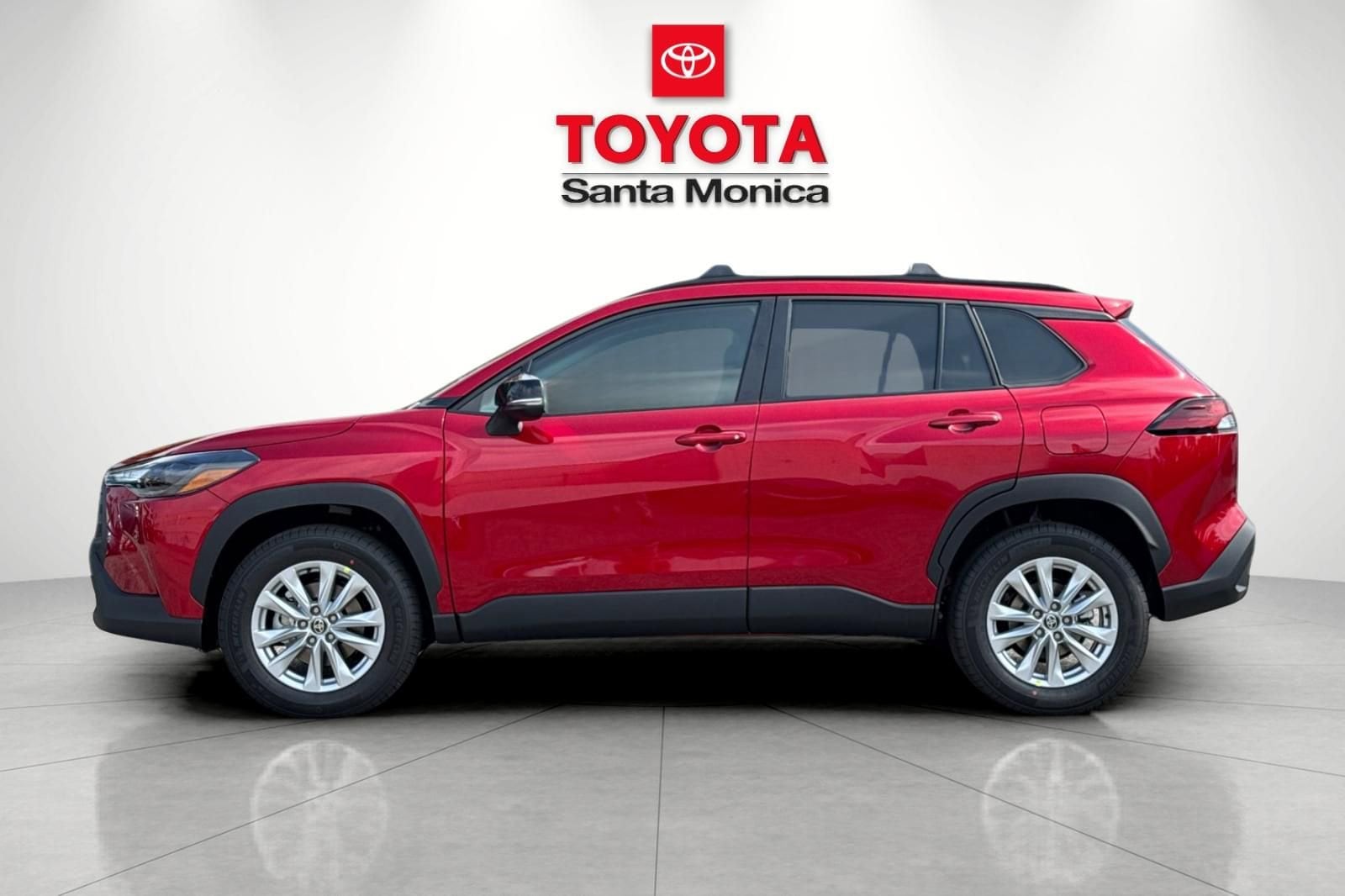 2026 Toyota Corolla Cross LE photo 3