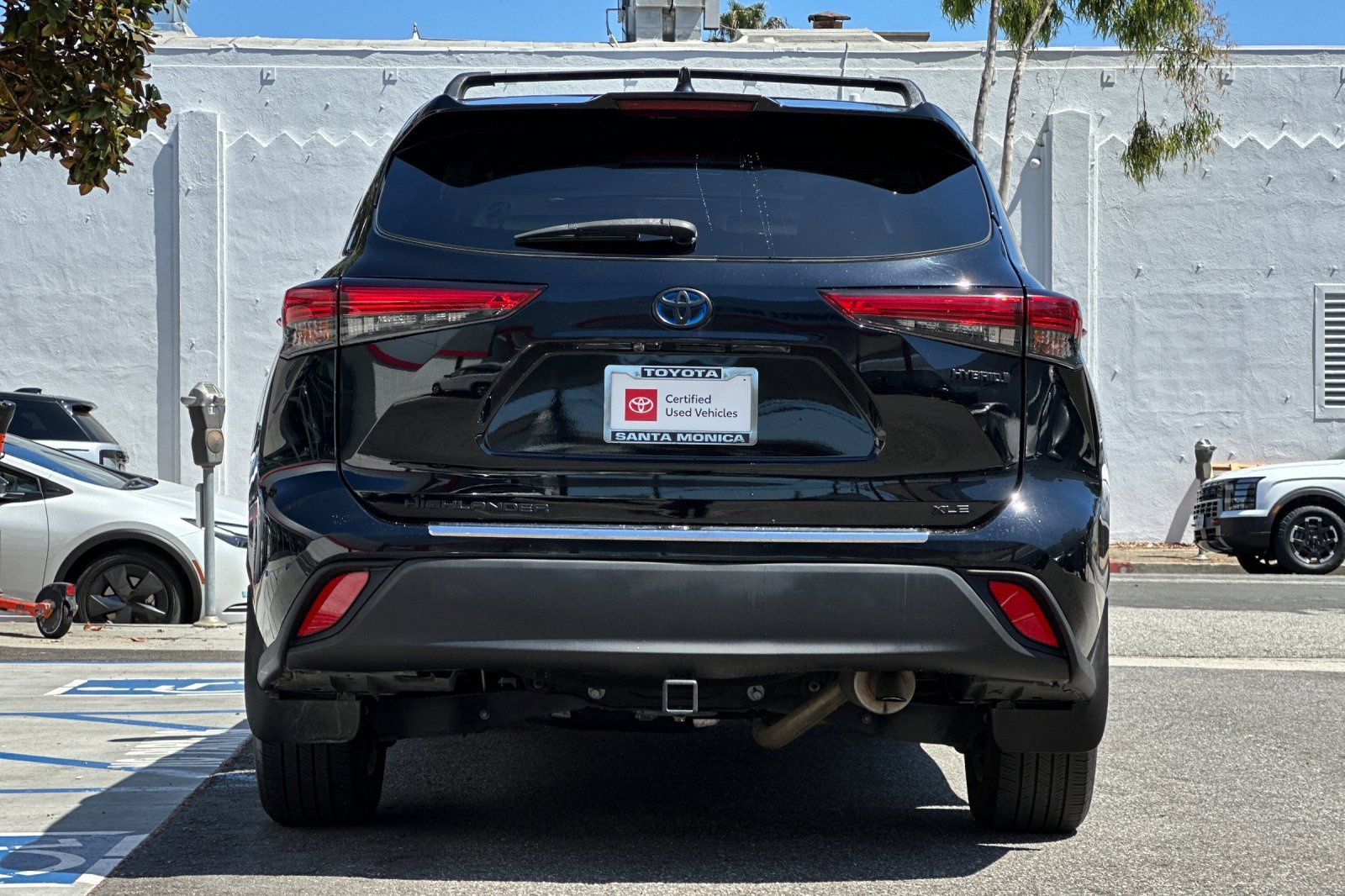 2022 Toyota Highlander Hybrid XLE photo 4