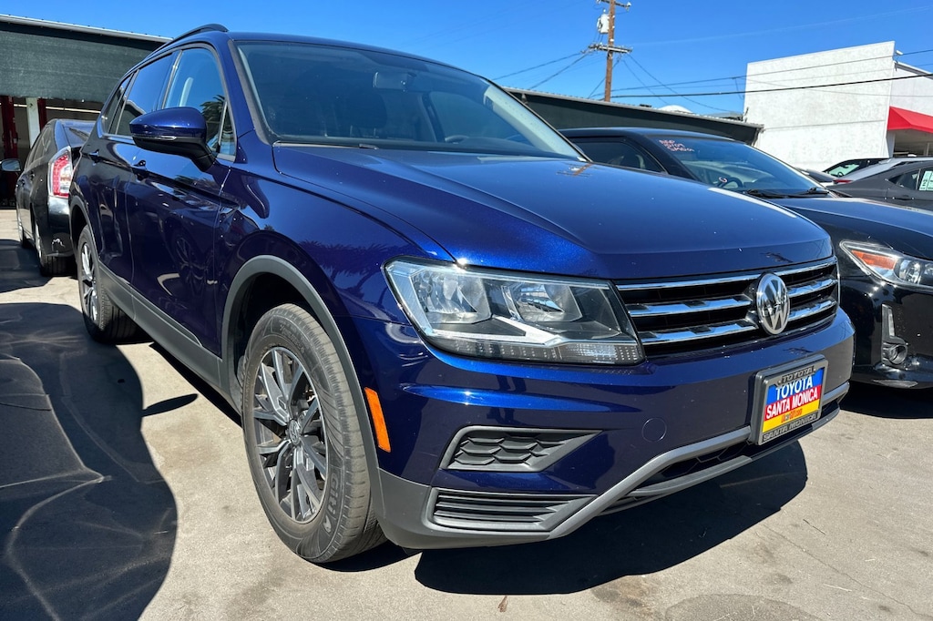 2021 Volkswagen Tiguan S photo 2