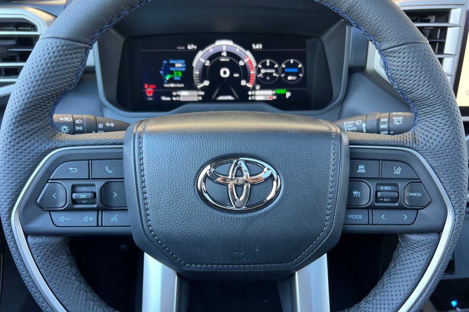 2026 Toyota Sequoia Platinum - Photo 27