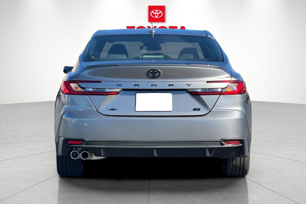 New 2026 Toyota Camry SE Sedan