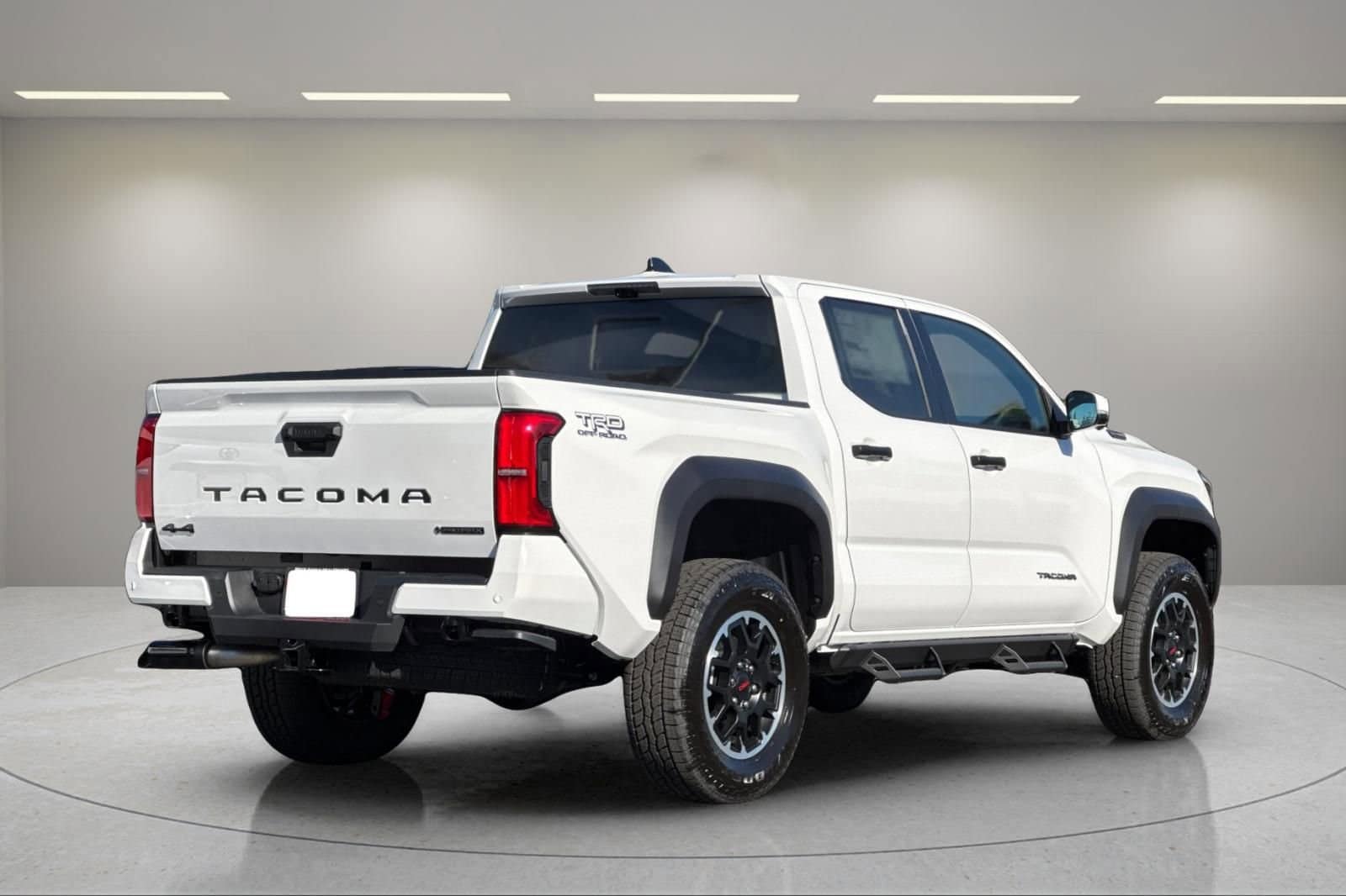 2025 Toyota Tacoma TRD Off Road - Photo 3