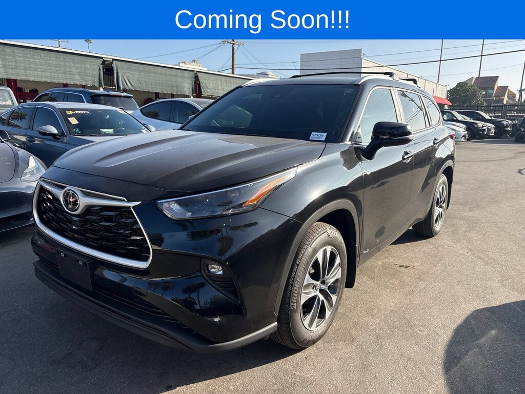 Certified 2025 Toyota Highlander Hybrid XLE SUV