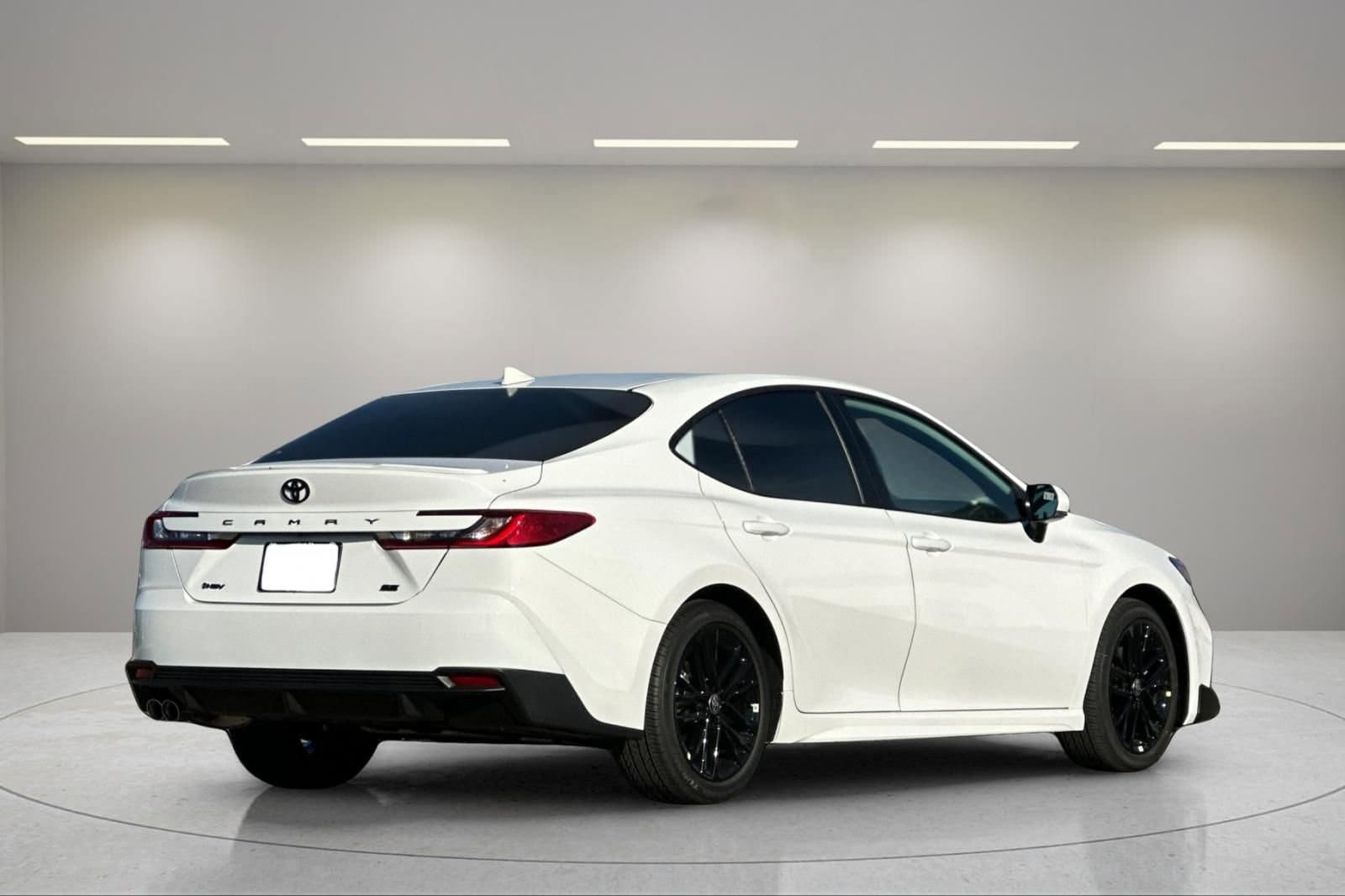 2026 Toyota Camry SE photo 3