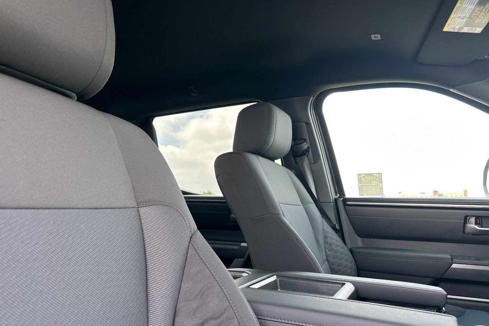 2026 Toyota Tundra SR5 - Photo 16