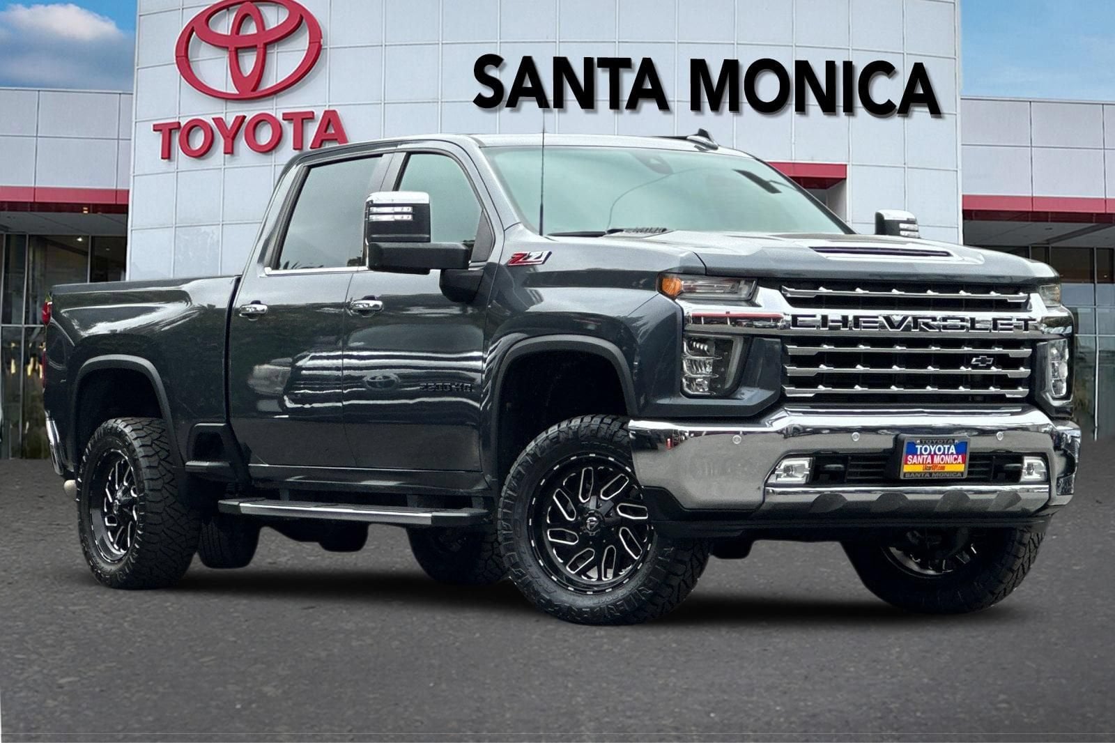 2020 Chevrolet Silverado HD LTZ Crew Cab Standard Box's photo