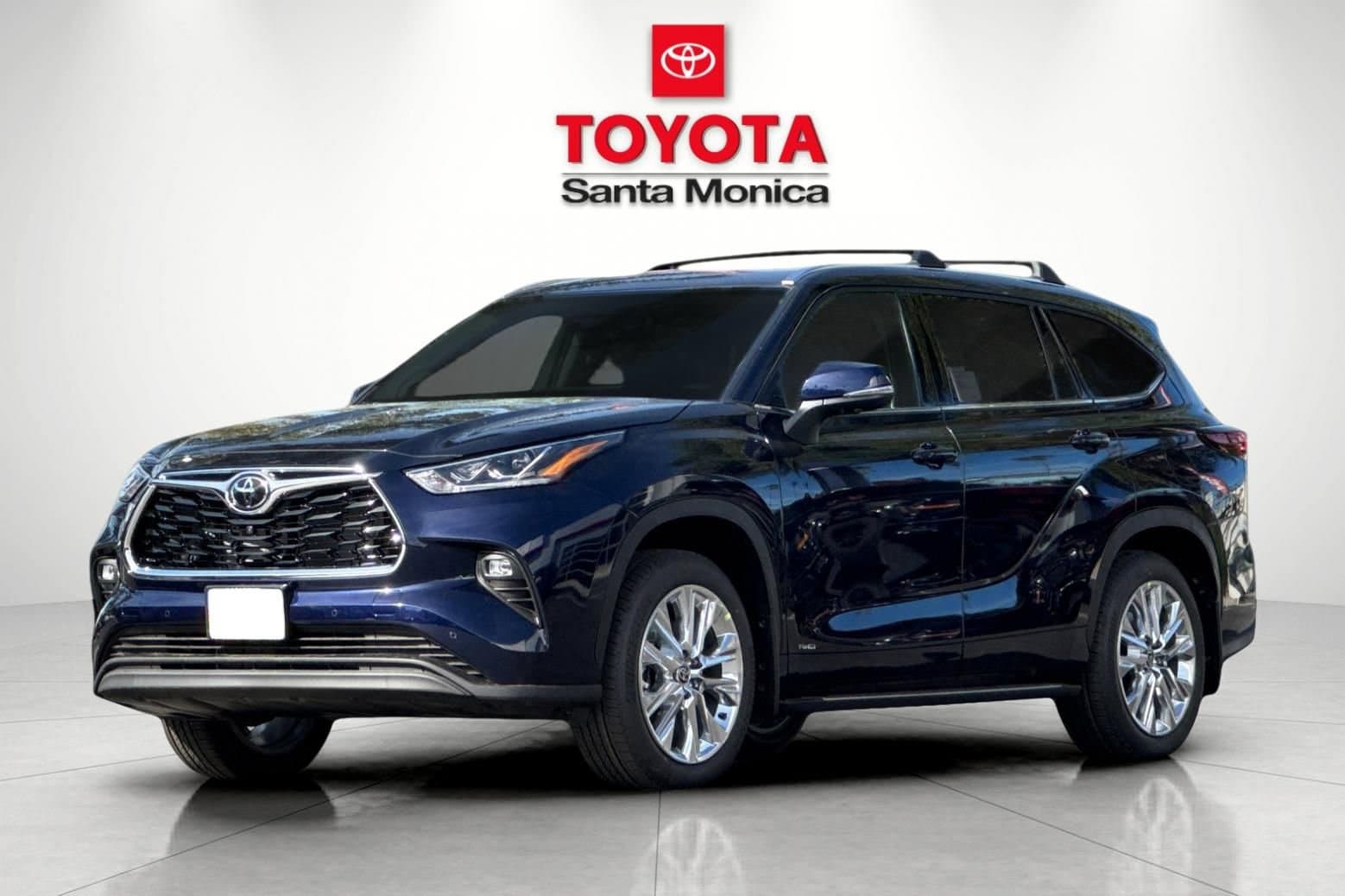 2026 Toyota Highlander Hybrid Limited photo 5