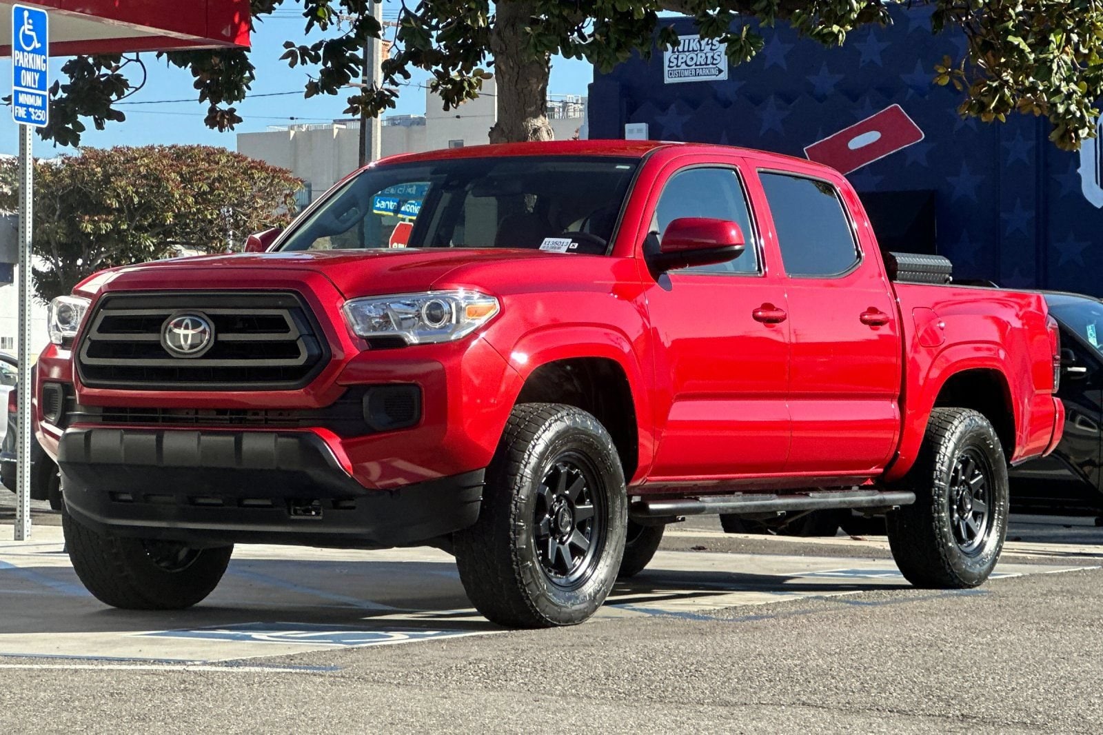 2023 Toyota Tacoma SR - Photo 7