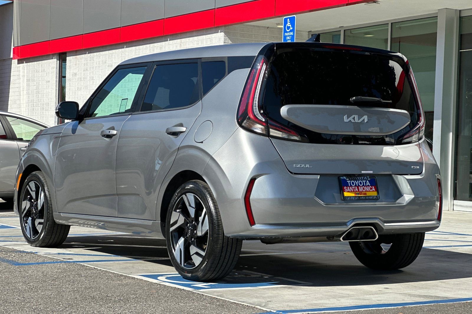 2023 Kia Soul GT-Line photo 5