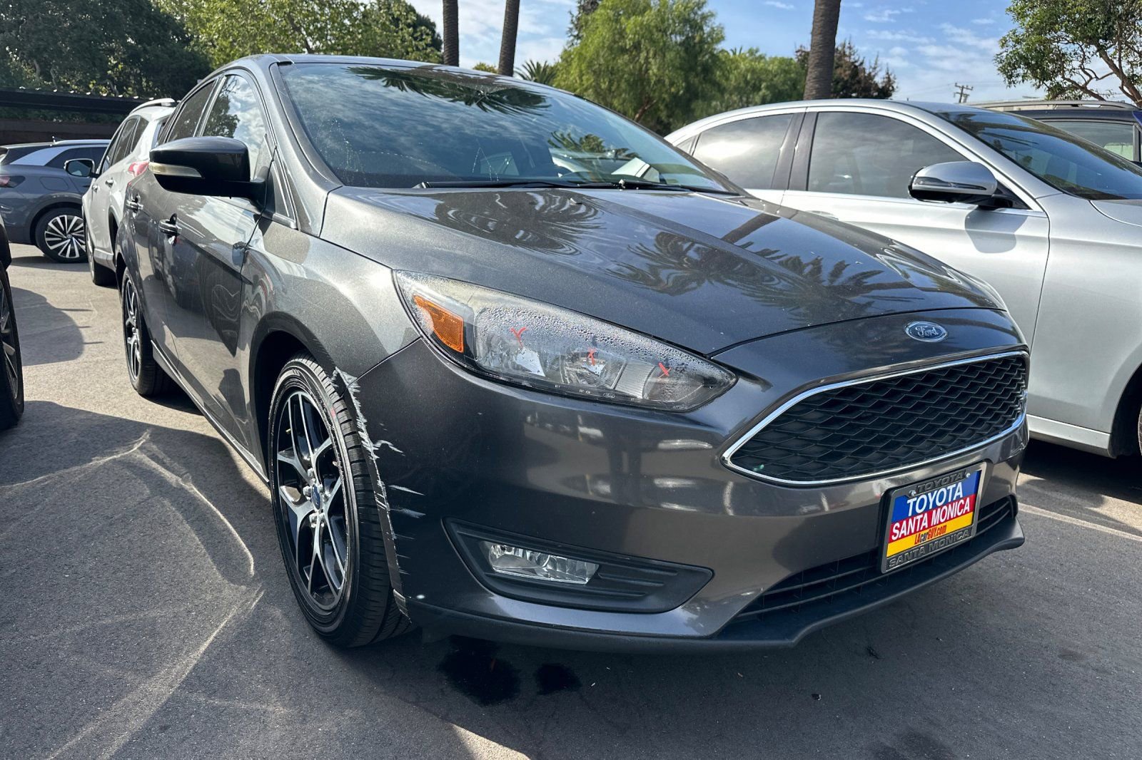 2018 Ford Focus SEL photo 2