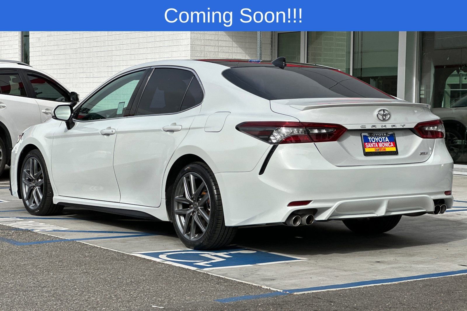 2022 Toyota Camry XSE V6 photo 5