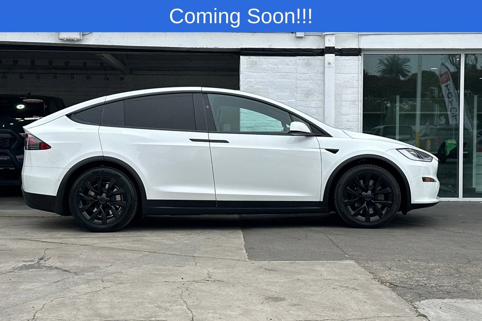 Used 2022 Tesla Model X Plaid with VIN 7SAXCBE6XNF331453 for sale in Santa Monica, CA