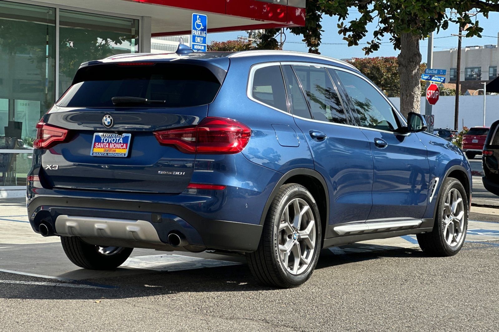 2021 BMW X3 sDrive30i photo 2