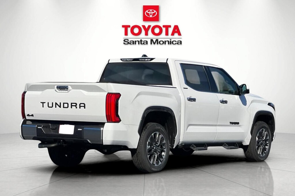 New 2026 Toyota Tundra Limited LIMITED CREWMAX 5.5