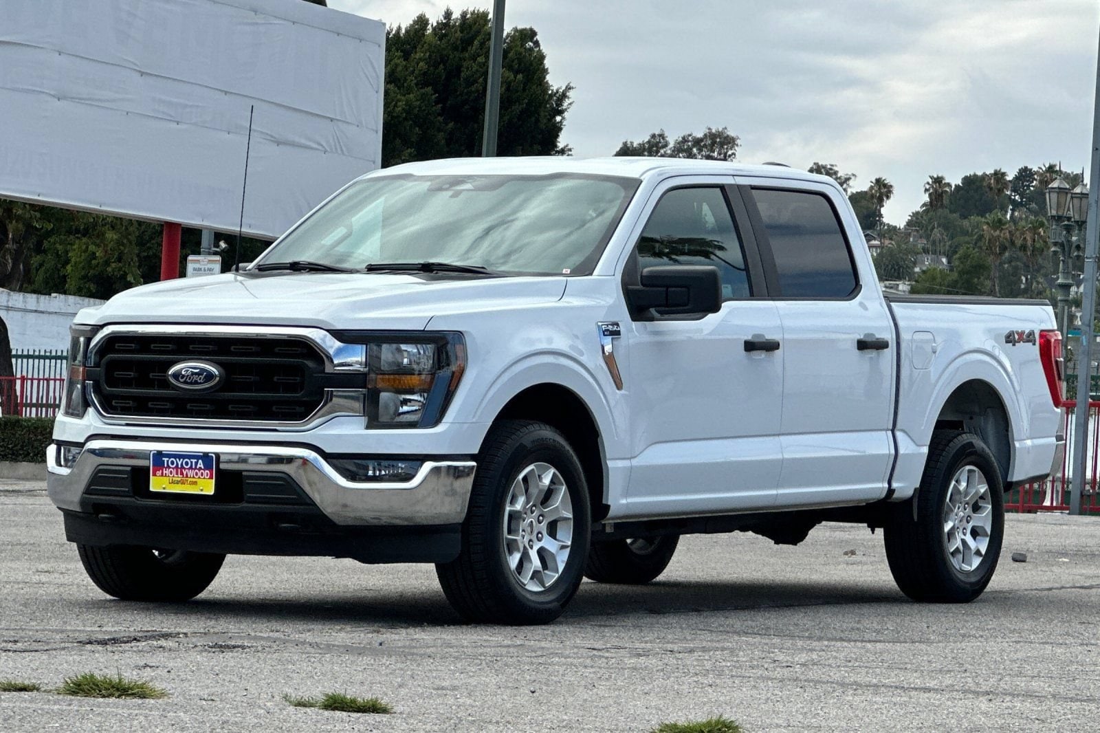 2023 Ford F-150 XLT - Photo 8