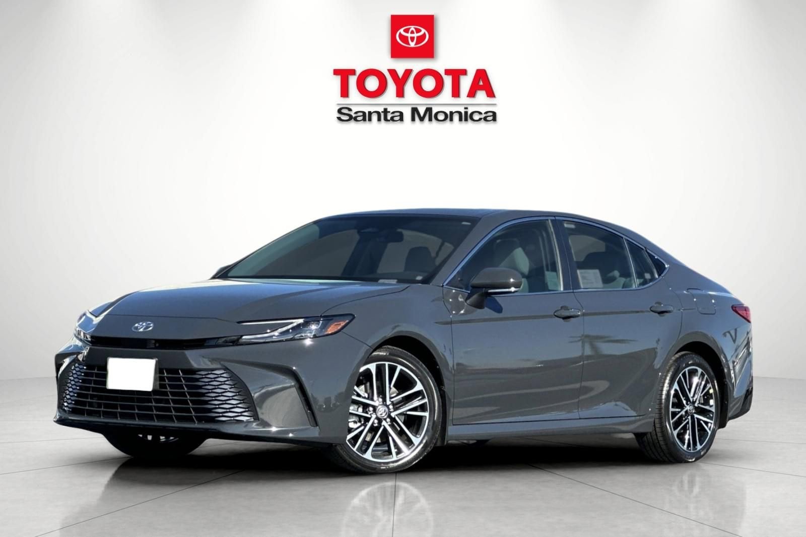 2026 Toyota Camry XLE photo 5