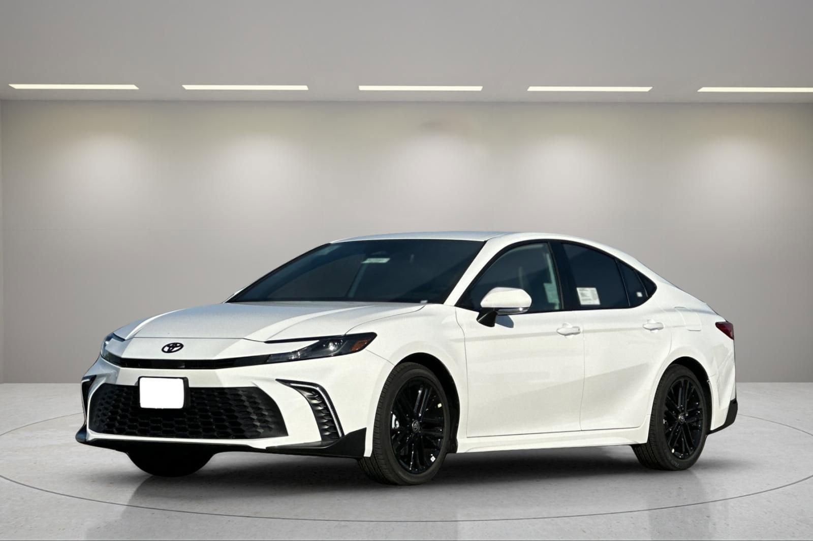 2026 Toyota Camry SE photo 6