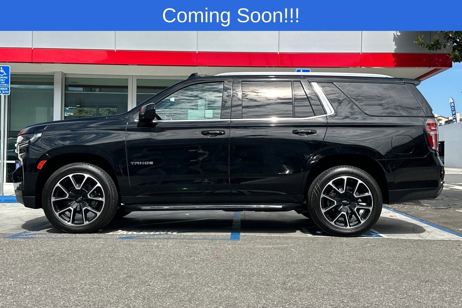 2021 Chevrolet Tahoe LT photo 6